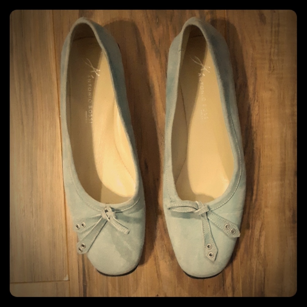 Antonio Bossi Women’s Slip on Flats Size 8.5
